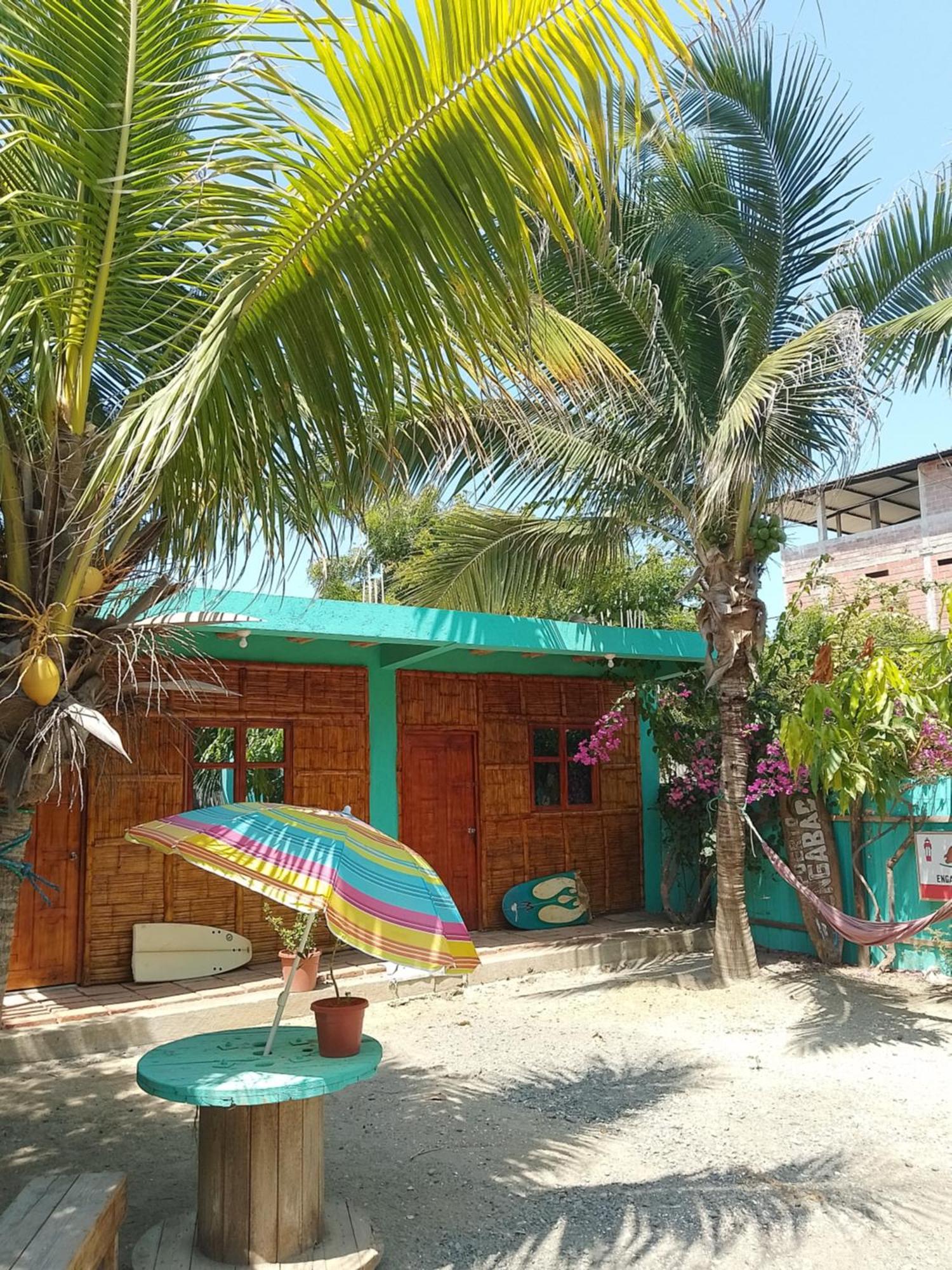 Hostal Puerto Engabao "El Surf Shelter" Exterior foto